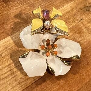 ART butterfly magnolia floral trembler vintage brooch pin 1950s